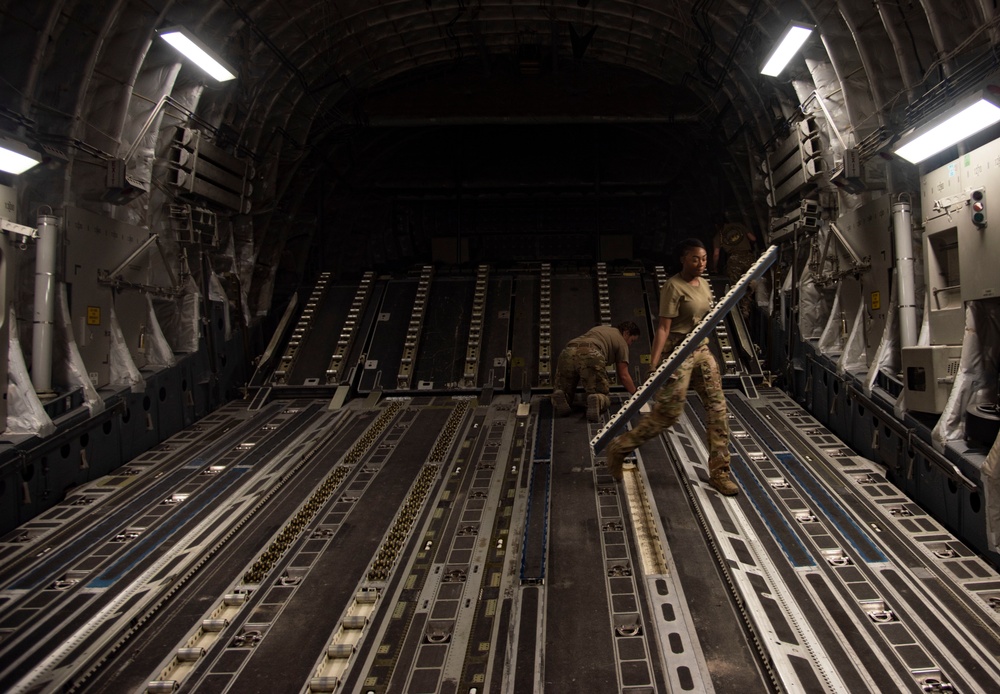 AUAB all female aircrew takes charge