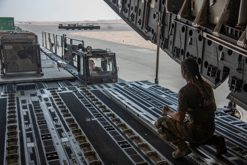 AUAB all female aircrew takes charge