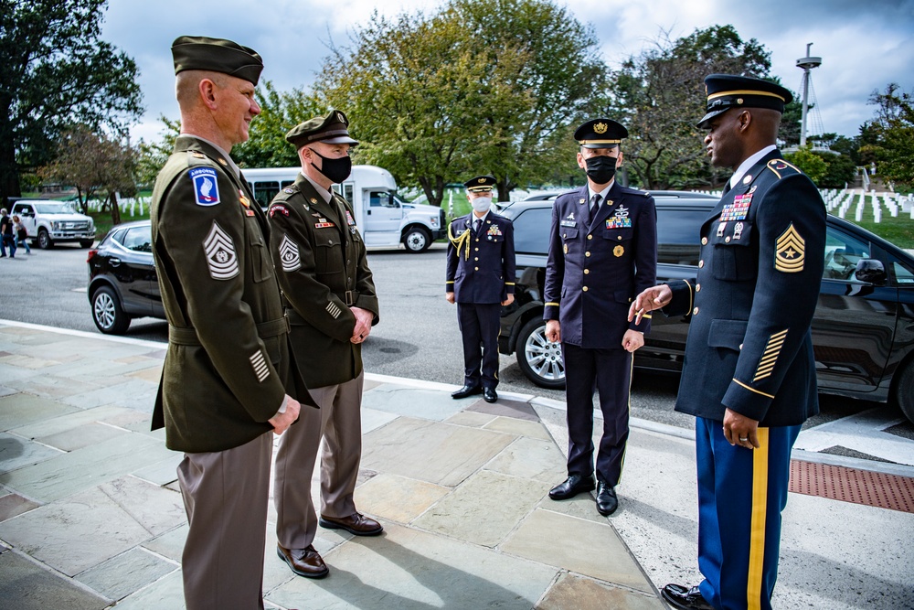 Warrant Officer Kazuo Nemoto, Sergeant Major of the Japan Ground Self-Defense Force Particaptes in a Public Wreath-Laying Ceremony at the Tomb of the Unknown Soldier