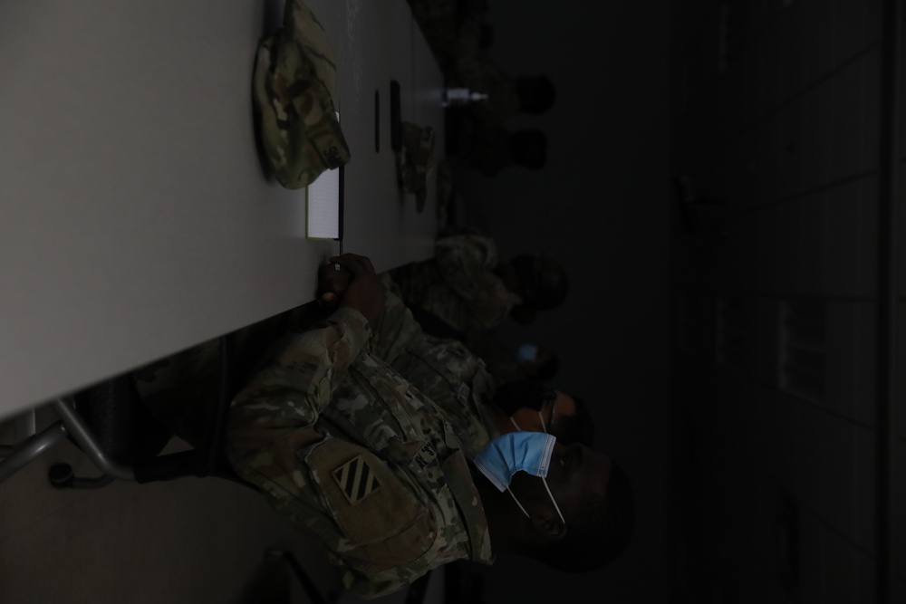 Alpha Company conducts Combat Lifesaver Course