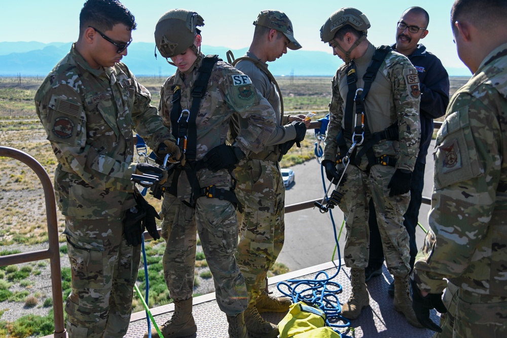 49th Wing holds first rappel skills training