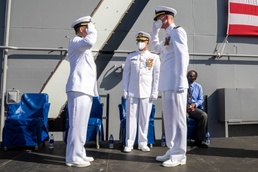 USS Iwo Jima Holds Change of Command Ceremony