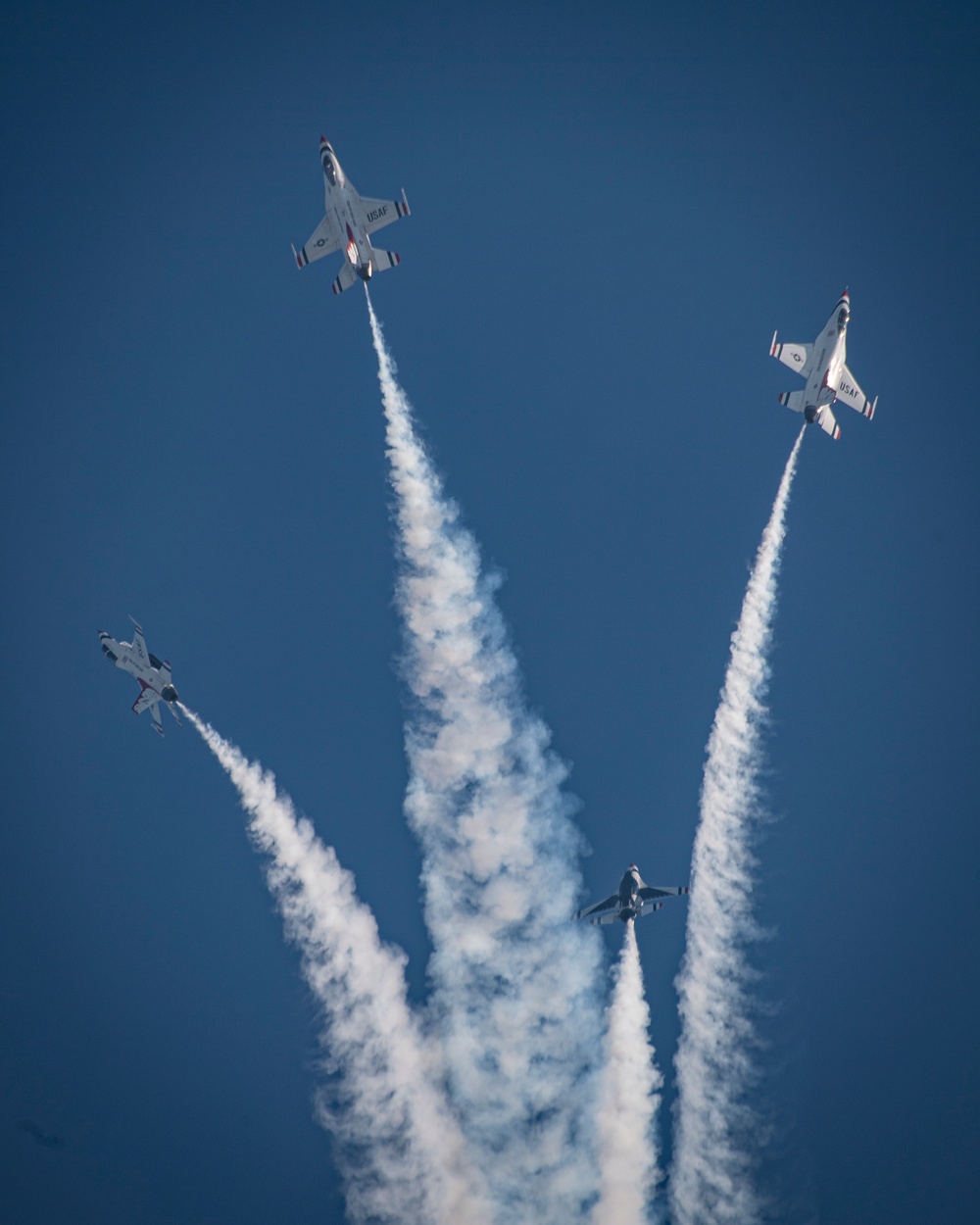 Thunderbirds take flight for Wings Over Houston Airshow