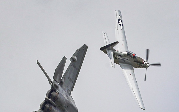 Wings Over Houston Airshow