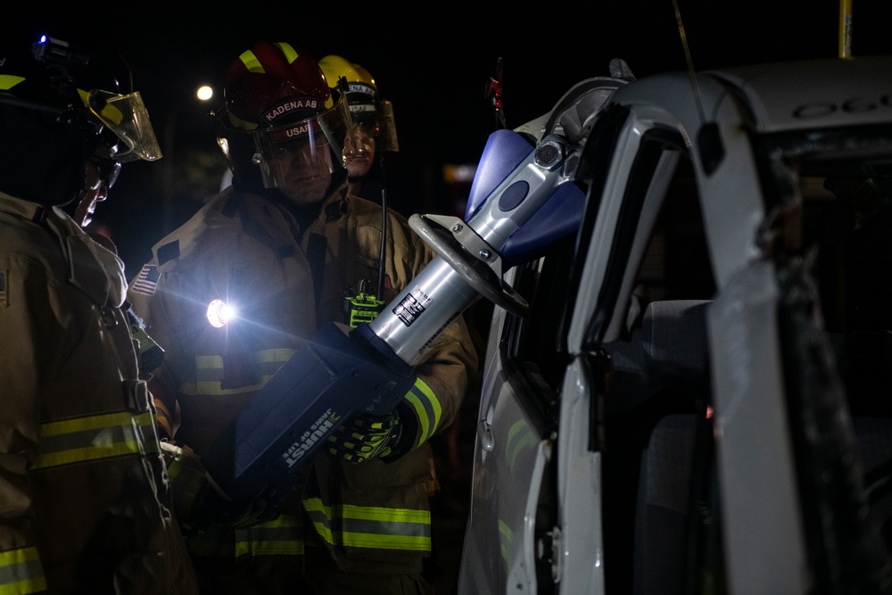18th CES Fire Prevention Week demonstration