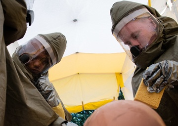 Cherry Point Sailors Complete Decontamination Training