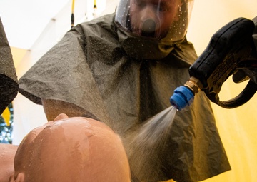 Cherry Point Sailors Complete Decontamination Training