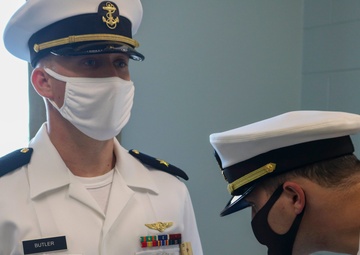 211006-N-NO485-0071 NEWPORT, R.I. (Oct. 6, 2021) OCS Officer Personnel Inspection (OPI)