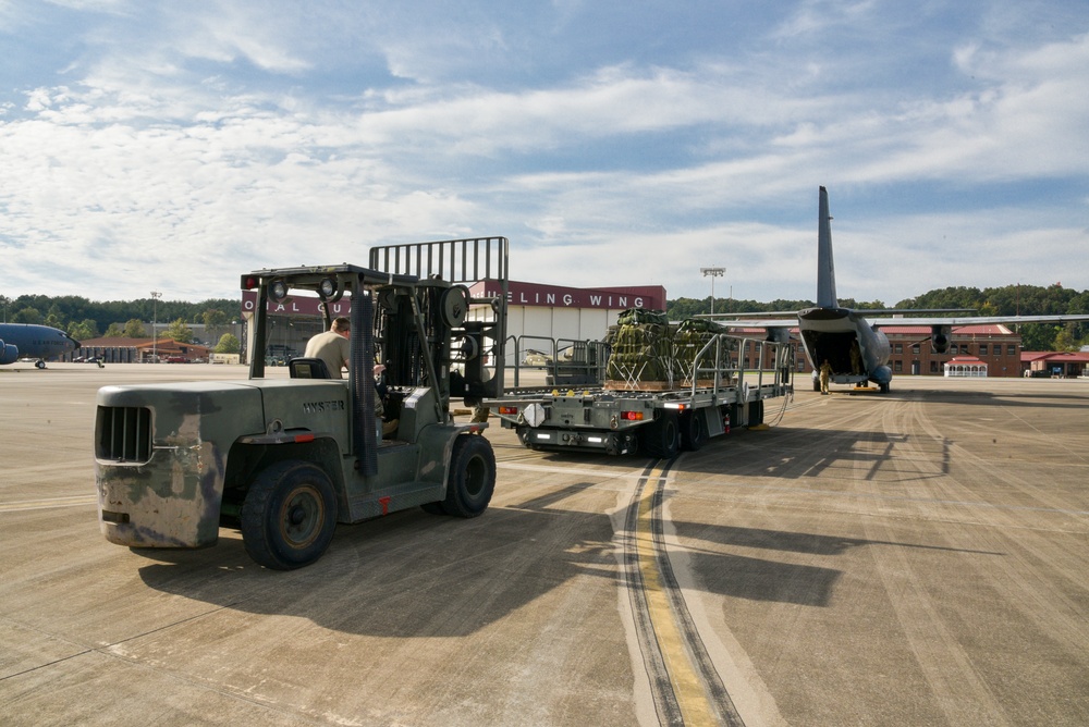 Army C-27 Arrives At Sumpter Smith JNGB