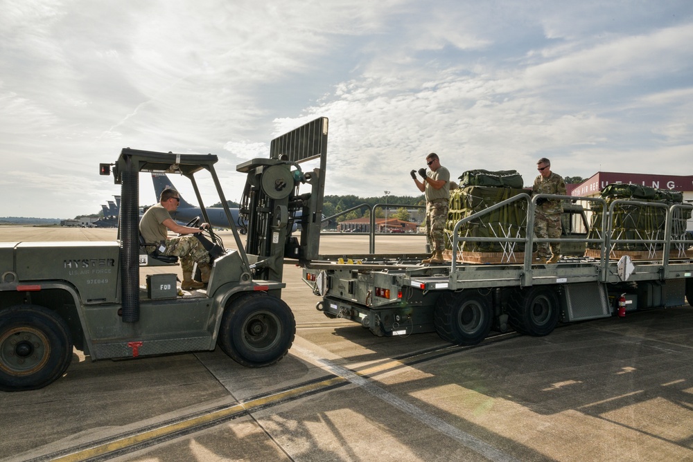 Army C-27 Arrives At Sumpter Smith JNGB