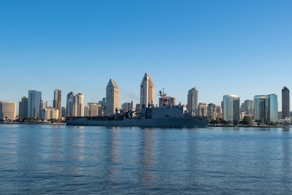 USS Germantown Arrives in San Diego