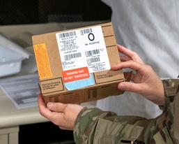 Frozen blood - JBER hosts mobile blood course