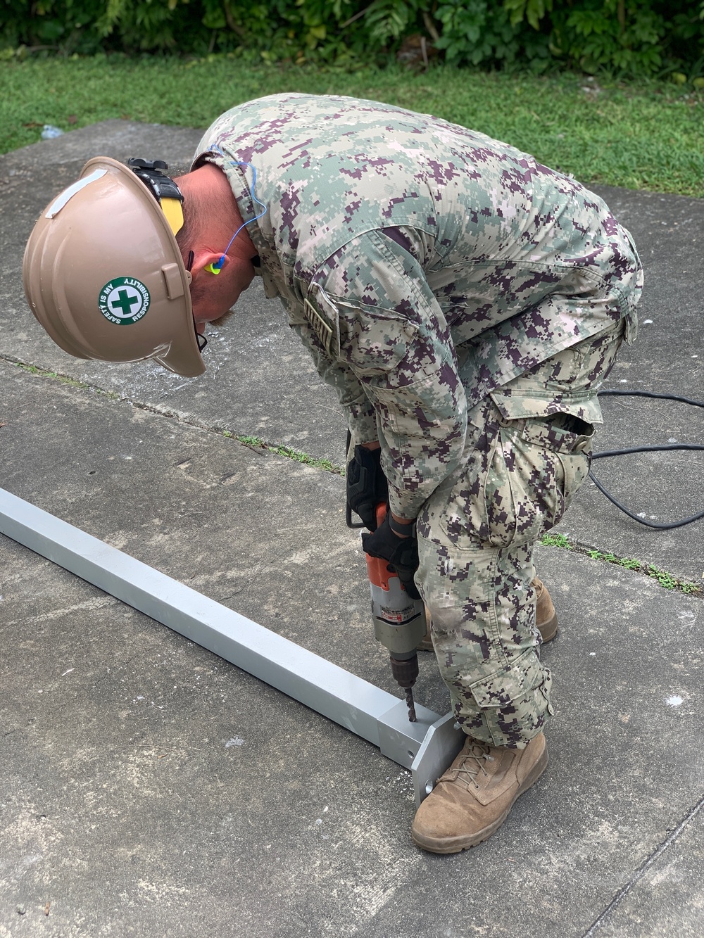 NMCB-5's Detail Diego Garcia supports Public Works Department