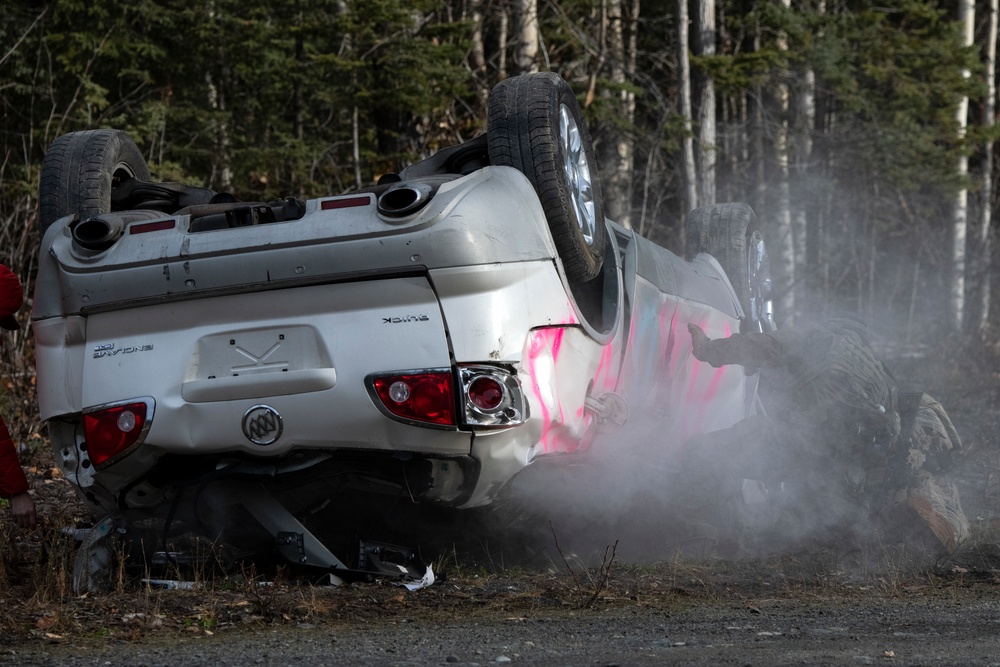 Alaska Air National Guard’s 212th Rescue Squadron conducts full mission profile exercise at JBER