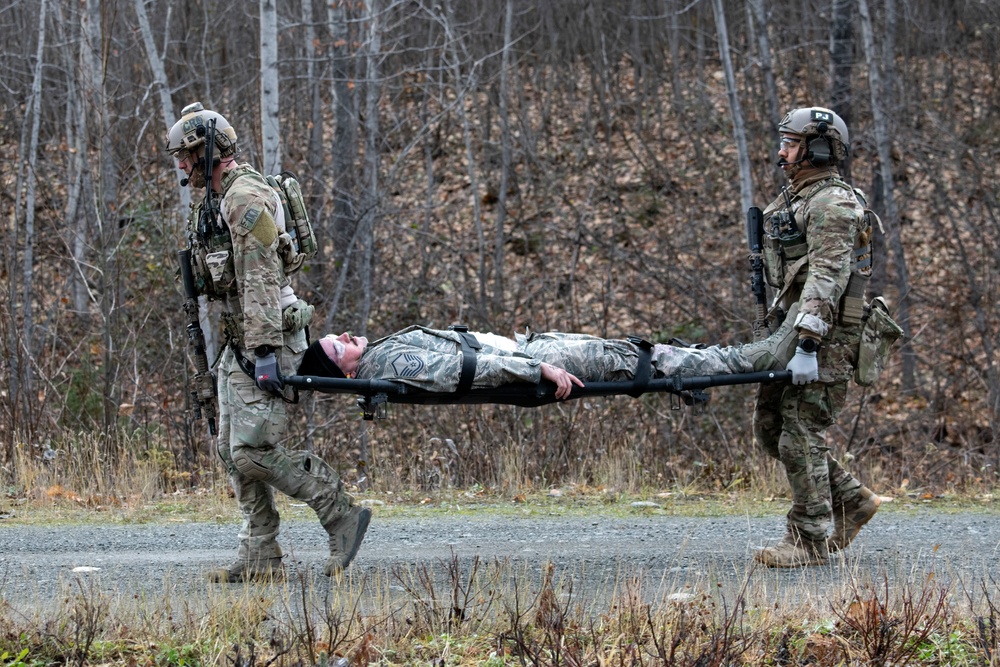 Alaska Air National Guard’s 212th Rescue Squadron conducts full mission profile exercise at JBER