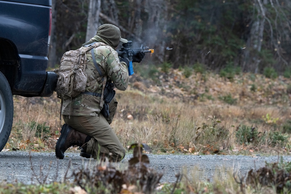 Alaska Air National Guard’s 212th Rescue Squadron conducts full mission profile exercise at JBER