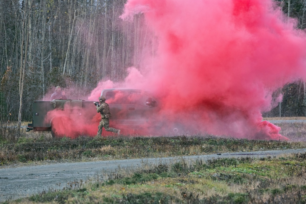 Alaska Air National Guard’s 212th Rescue Squadron conducts full mission profile exercise at JBER