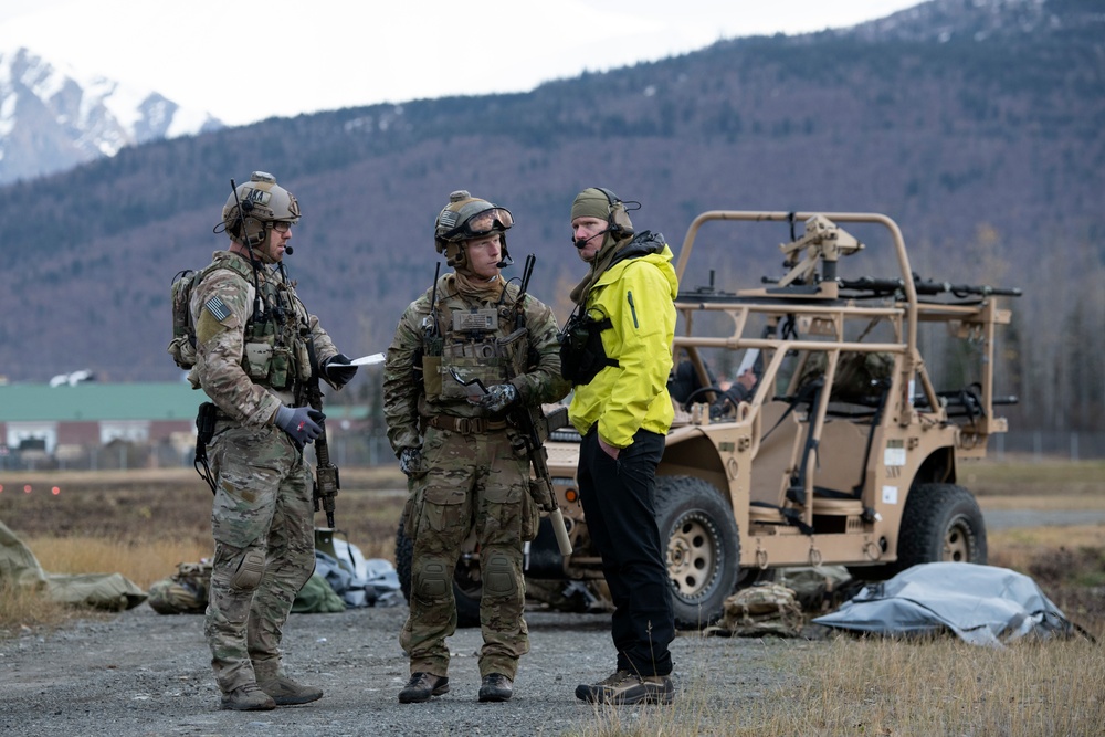 Alaska Air National Guard’s 212th Rescue Squadron conducts full mission profile exercise at JBER