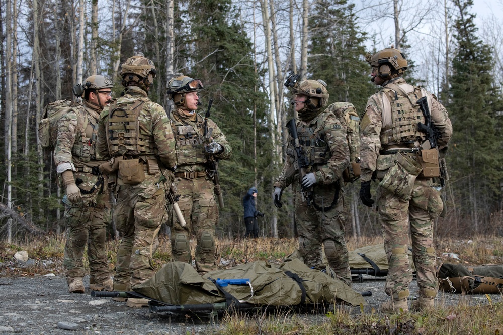 Alaska Air National Guard’s 212th Rescue Squadron conducts full mission profile exercise at JBER