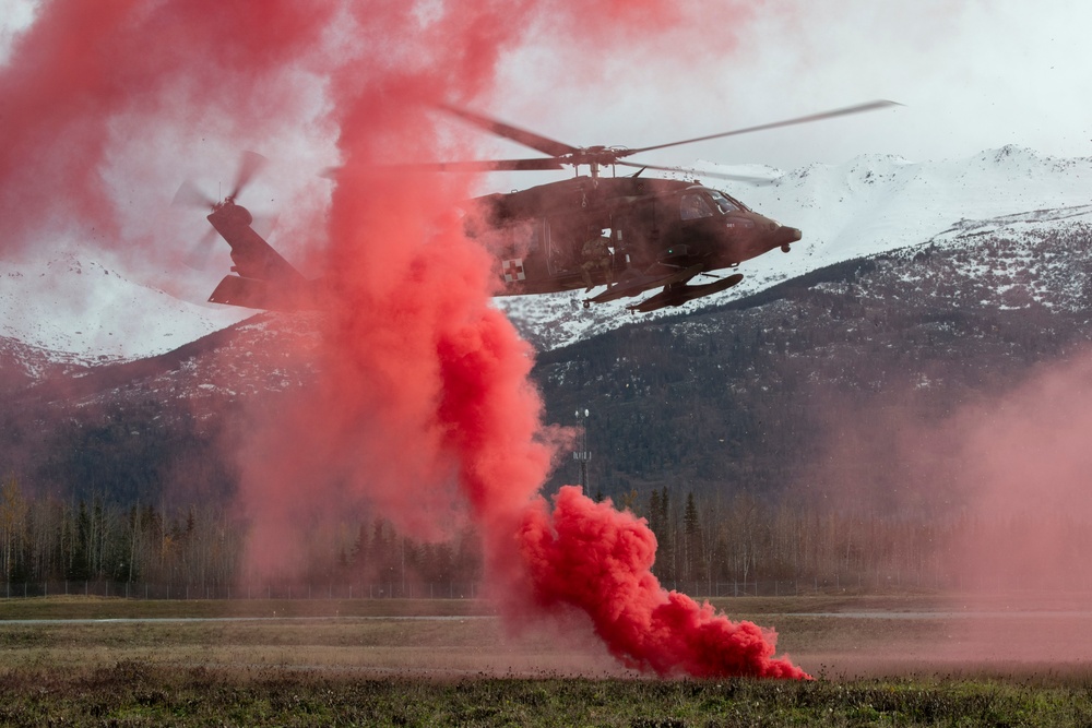 Alaska Air National Guard’s 212th Rescue Squadron conducts full mission profile exercise at JBER