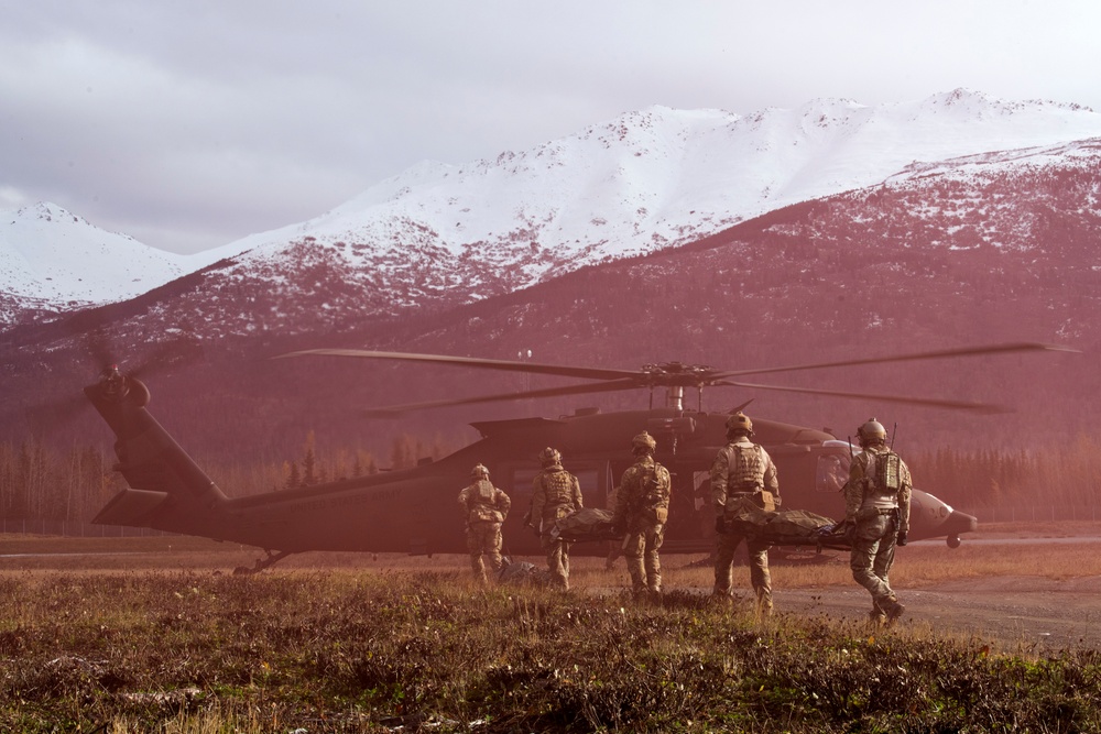 Alaska Air National Guard’s 212th Rescue Squadron conducts full mission profile exercise at JBER