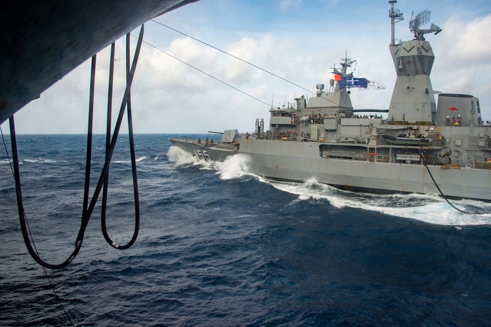 USS Carl Vinson (CVN 70), HMAS Ballarat (FFH 155) Conduct Fueling-at-Sea in the Bay of Bengal