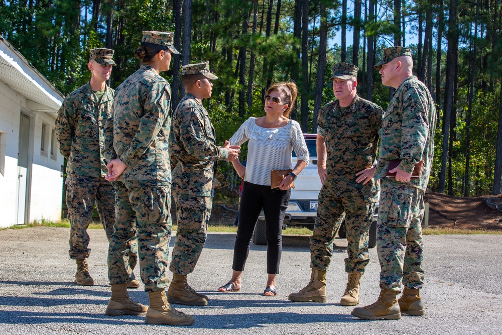 Lt. Gen. William Jurney Visits Task Force Pickett