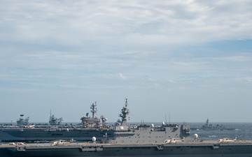 Japan Maritime Self-Defense Force and U.S. Navy Conduct Bilateral Operations in South China Sea