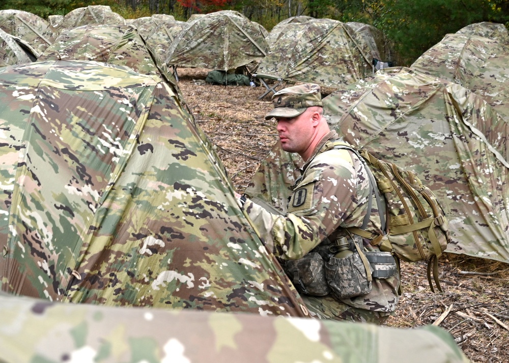 200 NH Guardsmen bivouac along the banks of the Pemi for 4-day field exercise