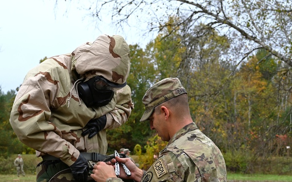 200 NH Guardsmen bivouac along the banks of the Pemi for 4-day field exercise