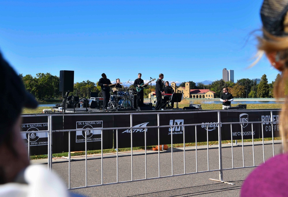 Navy Band Northwest Performs at Colfax Marathon During Denver Navy Week