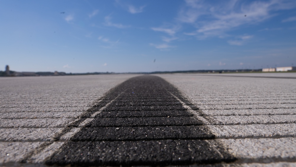 Flight carrying Air Force and Army leadership marks reopening of Pope Army Airfield