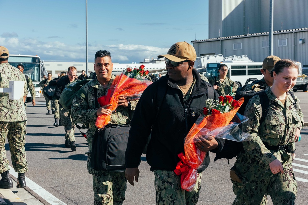 No Place Like Home: CVW-5 returns from deployment with 5th,7th fleet