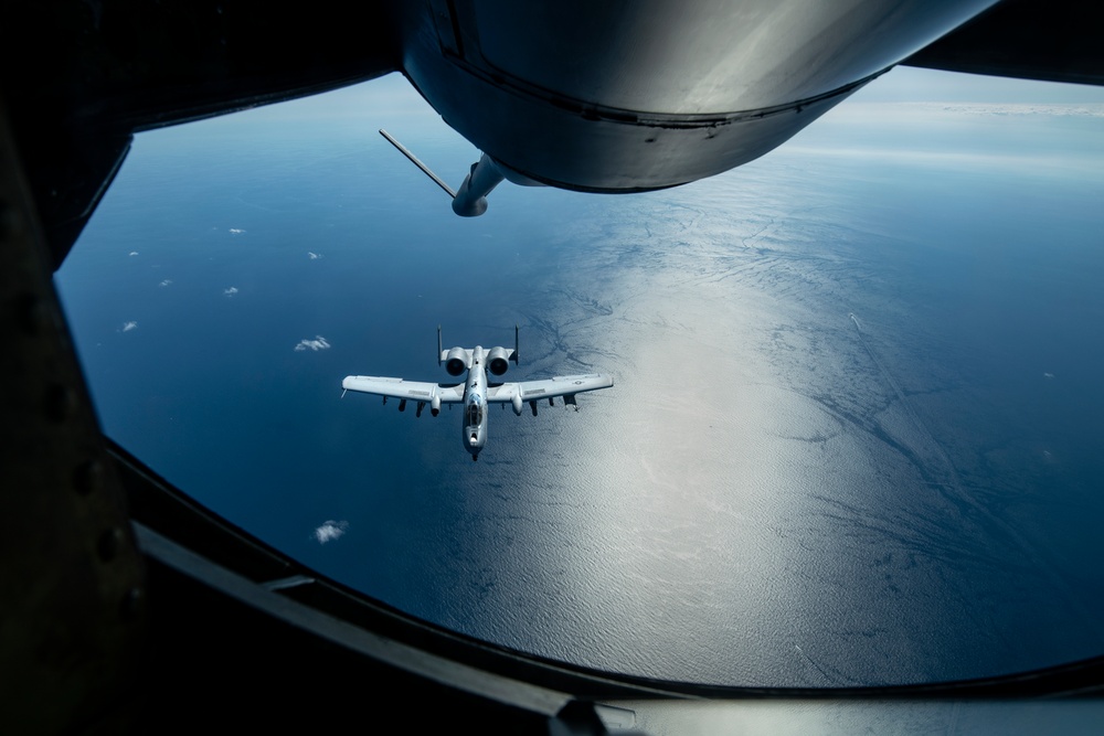 909th ARS supports A-10 Thunderbolts