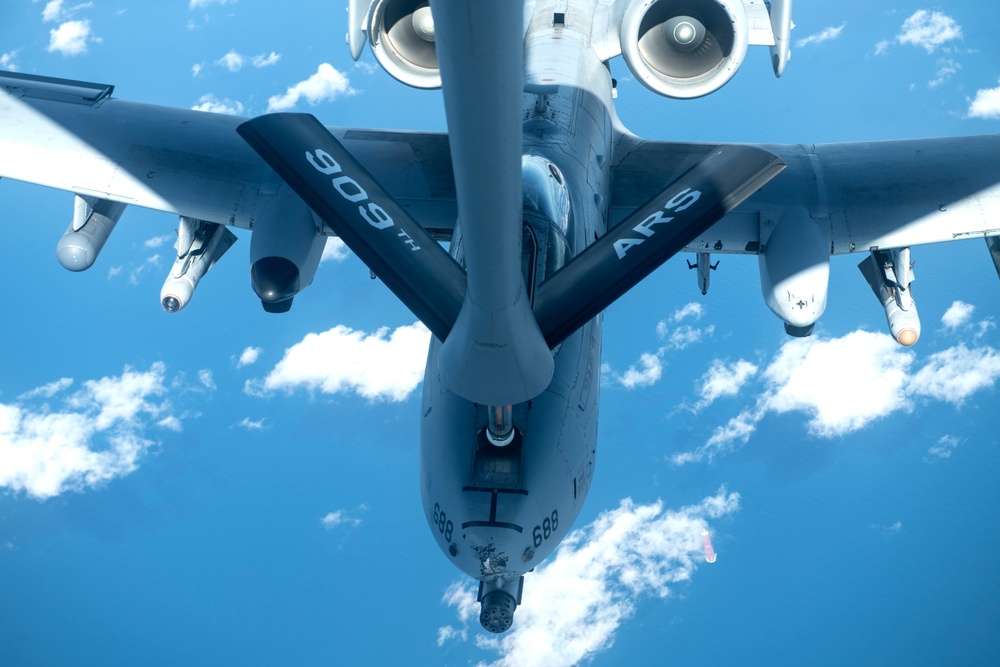 909th ARS supports A-10 Thunderbolts