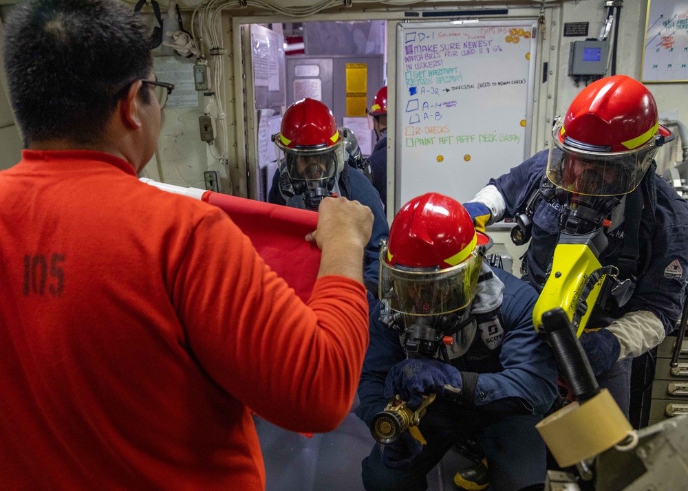 Sailors aboard USS Dewey Conduct Firefighting Training