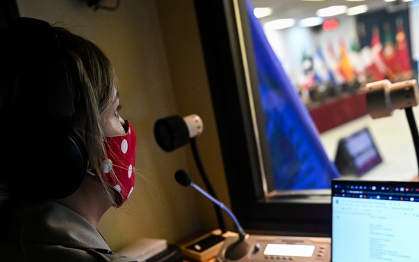 IADC Students Visit JID