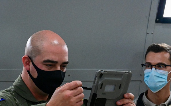 KC-46 Tiger Team: Keeping the Balance