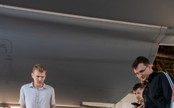 KC-46 Tiger Team: Keeping the Balance