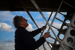 British-American Committee tours 9EBS at RAF Fairford