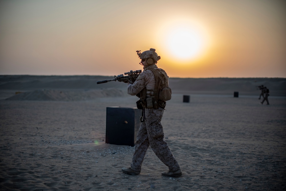 11th MEU ADRD conducts live-fire and maneuver in Kuwait