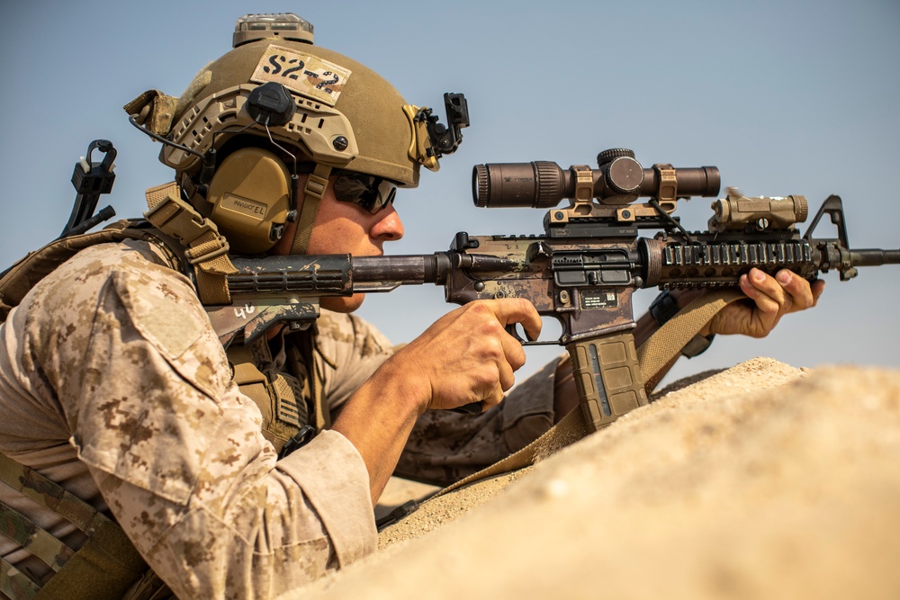 11th MEU ADRD conducts live-fire and maneuver in Kuwait