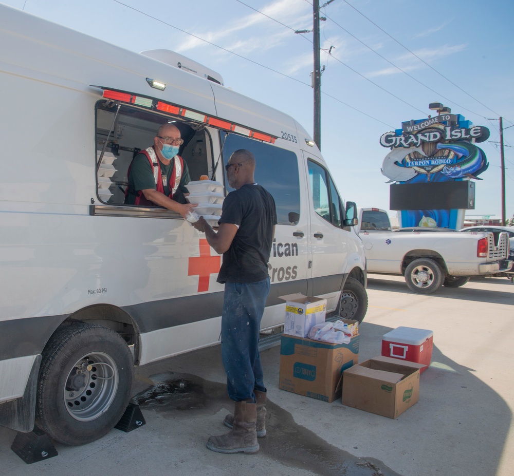 Hurricane Ida: Grand Isle Volunteer Food Drive