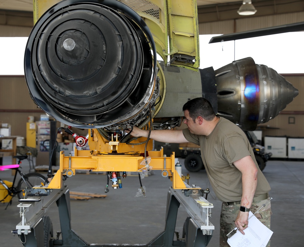 Soldiers with Task Force Raptor, B Co, 1st Battalion, 168th Aviation Regiment (GSAB) conduct maintenance operations at Camp Buehring