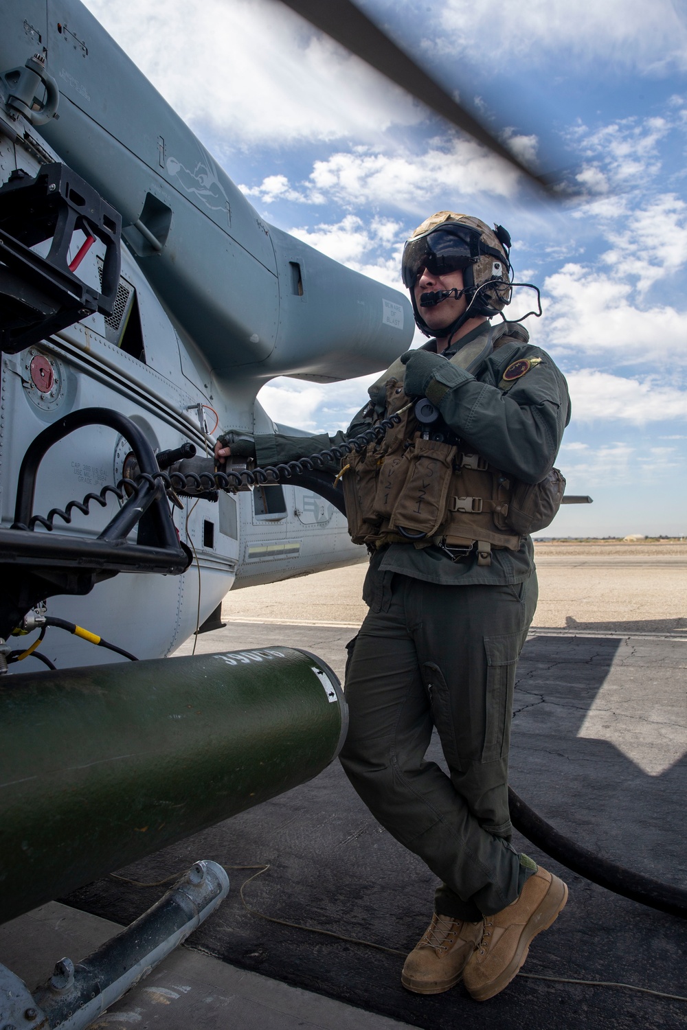 HMLA-775 escorts VMM-764 during combined training