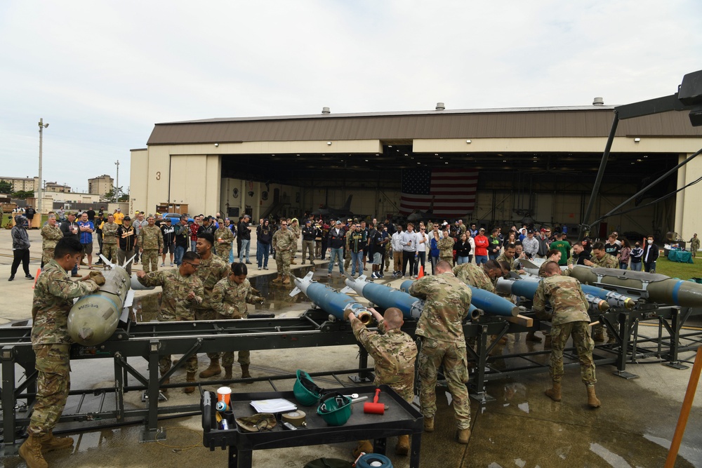 35th AMU Push it Up during Load Competition