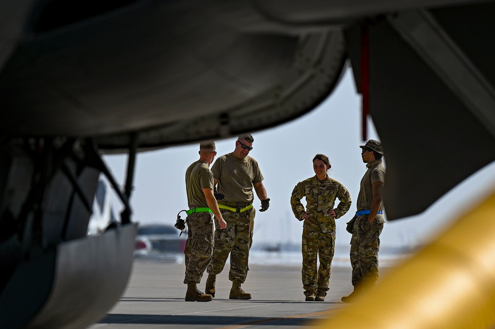 Aerial refueling over Qatar