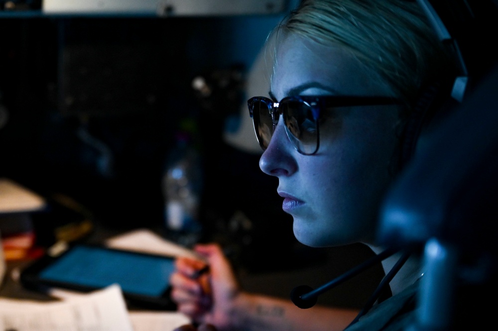 Aerial refueling over Qatar