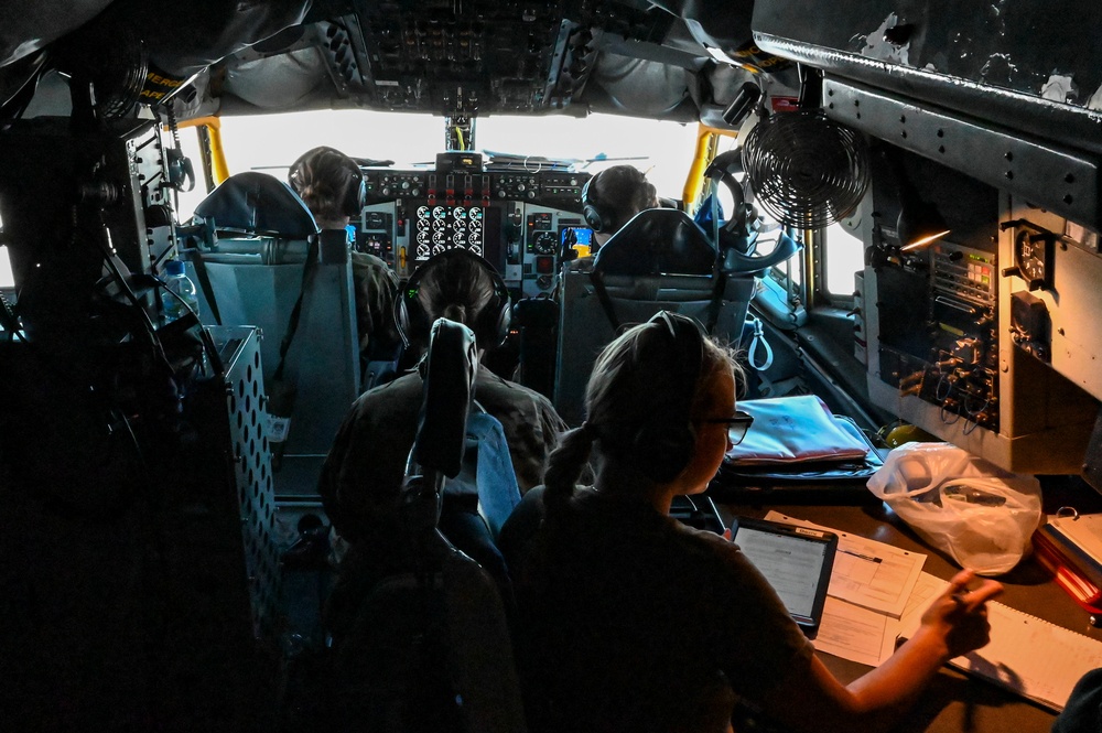 Aerial refueling over Qatar