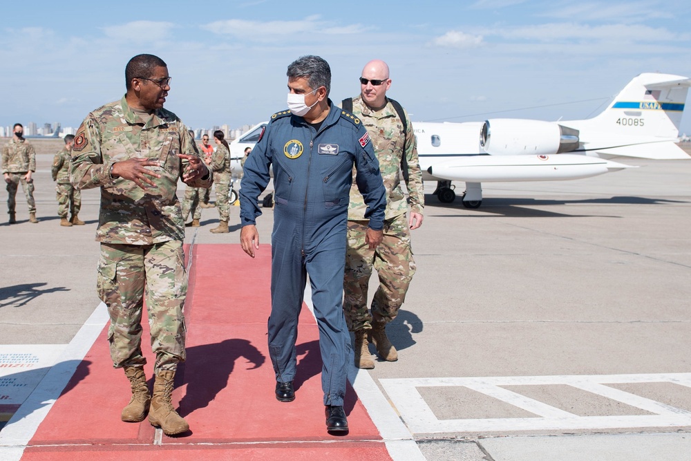 Third AF commander experiences 39th ABW mission, partnerships during visit to Incirlik AB